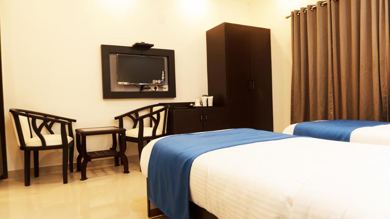 Hotel Max Inn Bhāgalpur Exterior photo